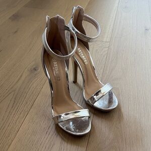 SILVER HEELS | 7